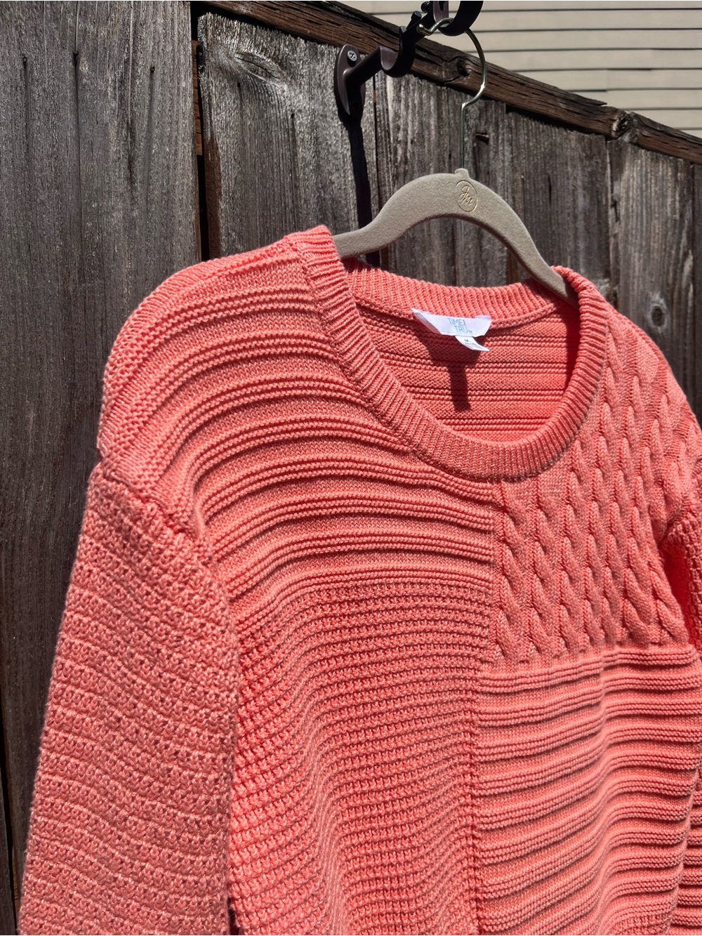 Time and Tru Coral Crewneck Sweater size medium - Picture 5 of 12